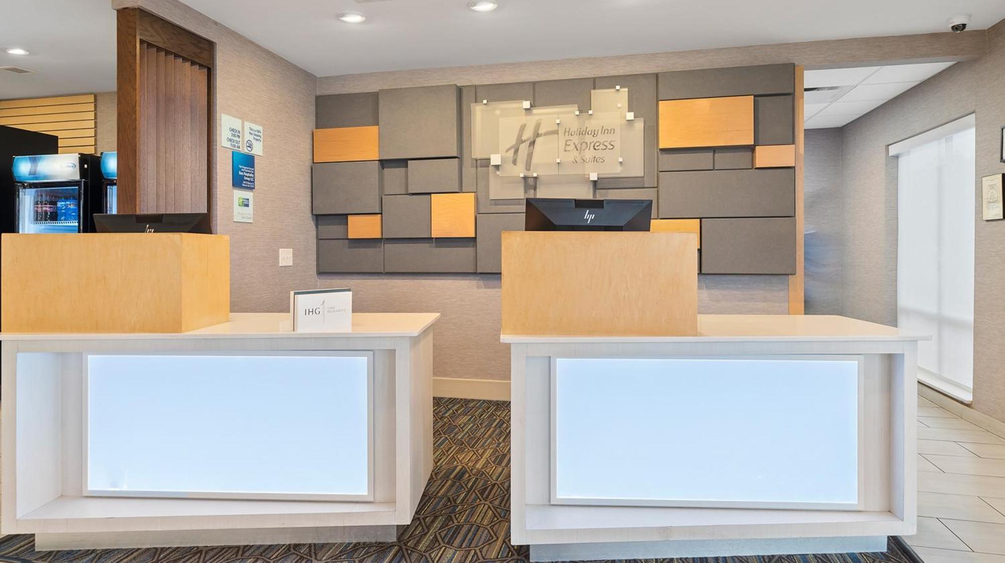 Holiday Inn Express & Suites Macon North By Ihg Exterior foto
