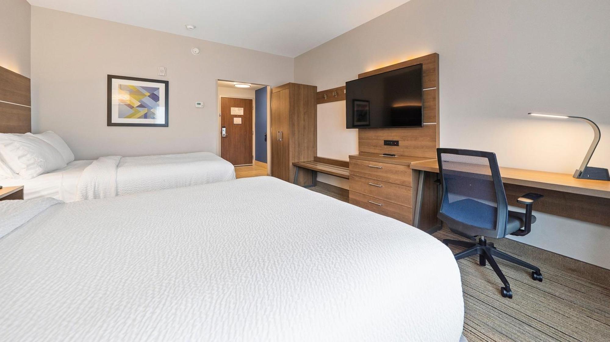 Holiday Inn Express & Suites Macon North By Ihg Exterior foto